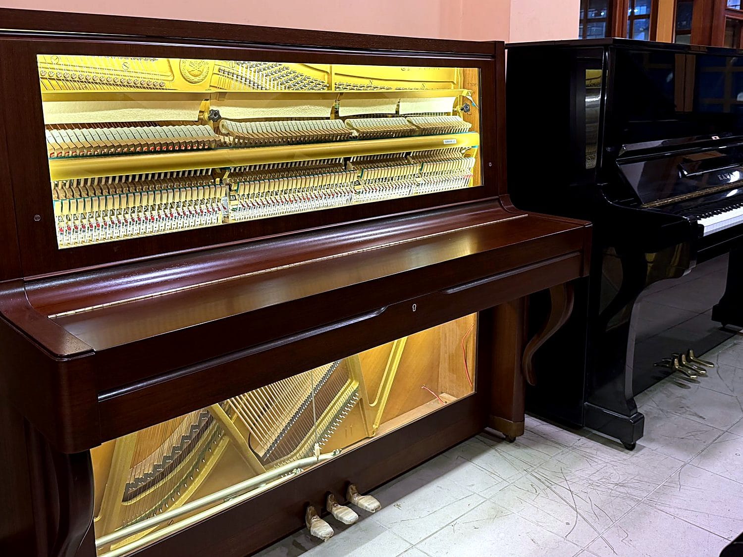 Yamaha U7, Yamaha U7, Glass & LED, view 5, Basbous & Sons Lebanon