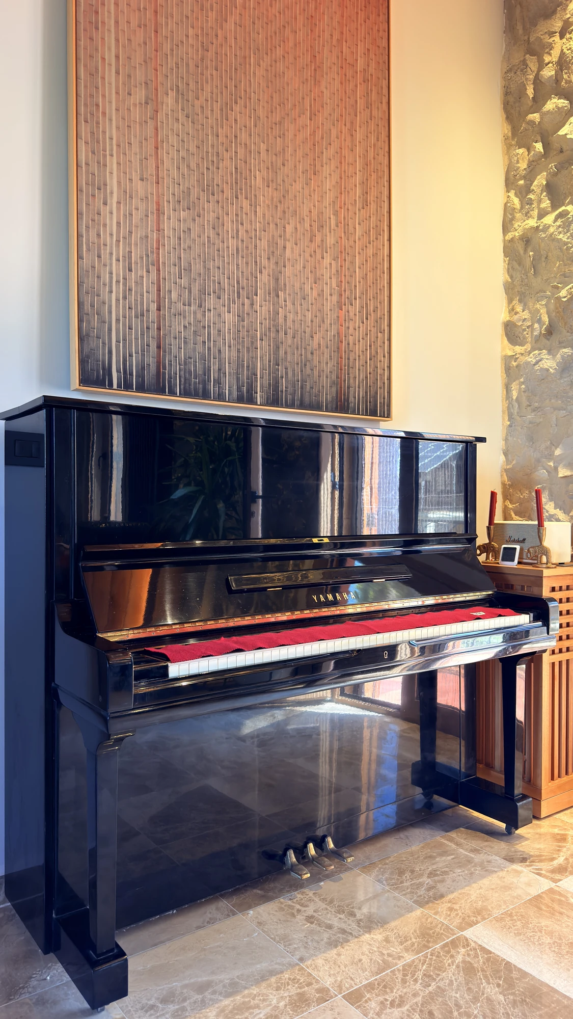 Yamaha U3, Yamaha U3, Basbous & Sons Lebanon, view 2