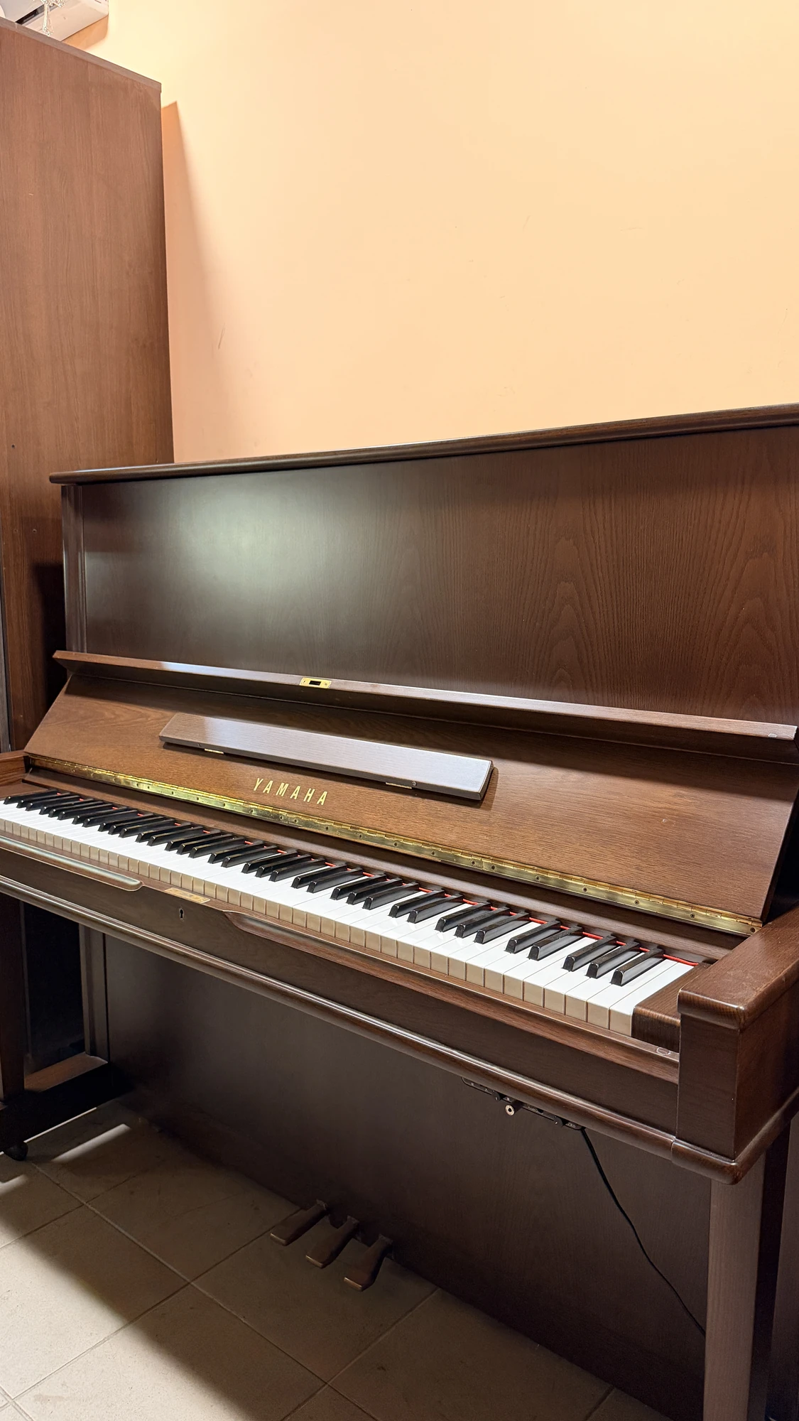 Yamaha W, Yamaha W, Silent, Basbous & Sons Lebanon, view 1